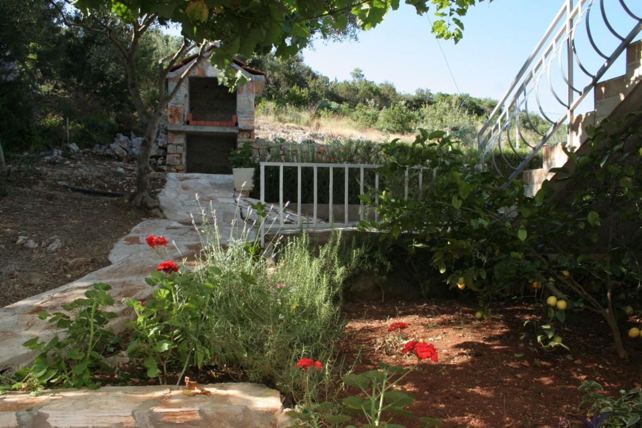 Apartments By The Sea Cove Zarace - Gdinj, Hvar - 4598 외부 사진