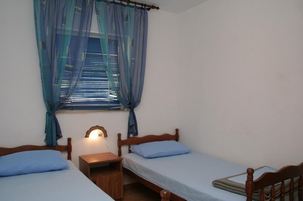 Apartments By The Sea Cove Zarace - Gdinj, Hvar - 4598 외부 사진